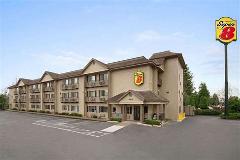 springfield oregon hotels.